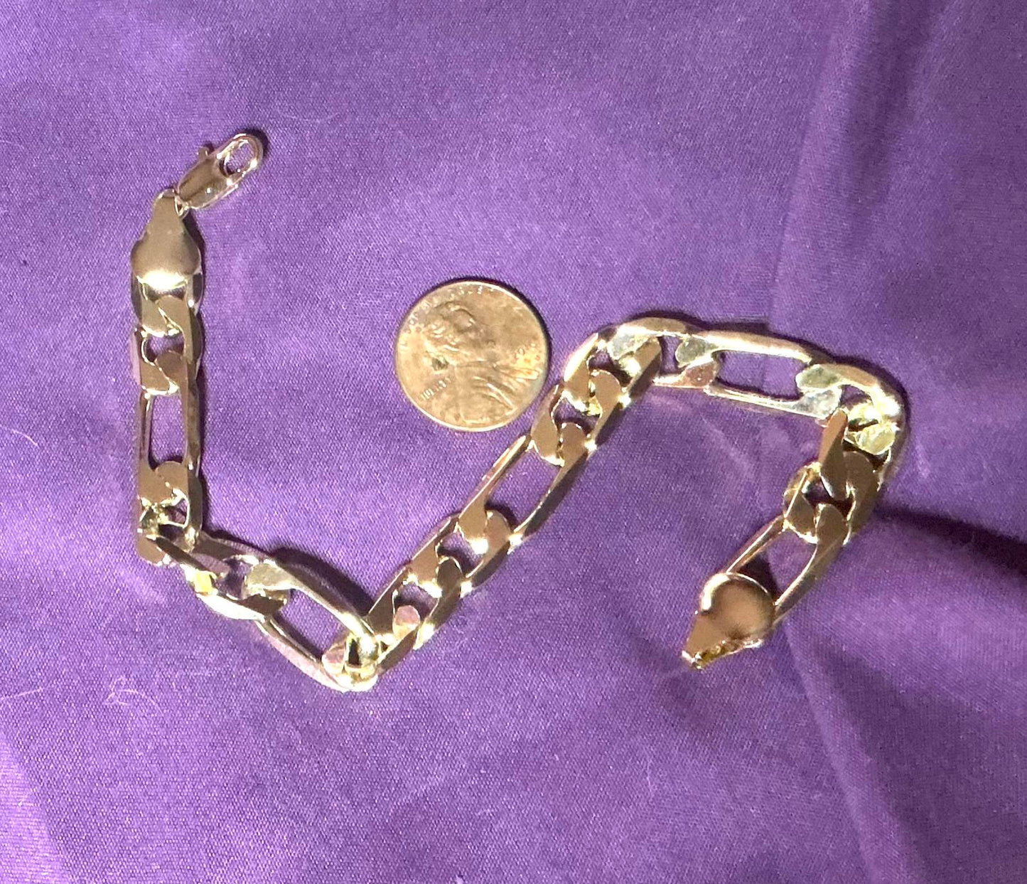 $ Plate Chain Bracelet