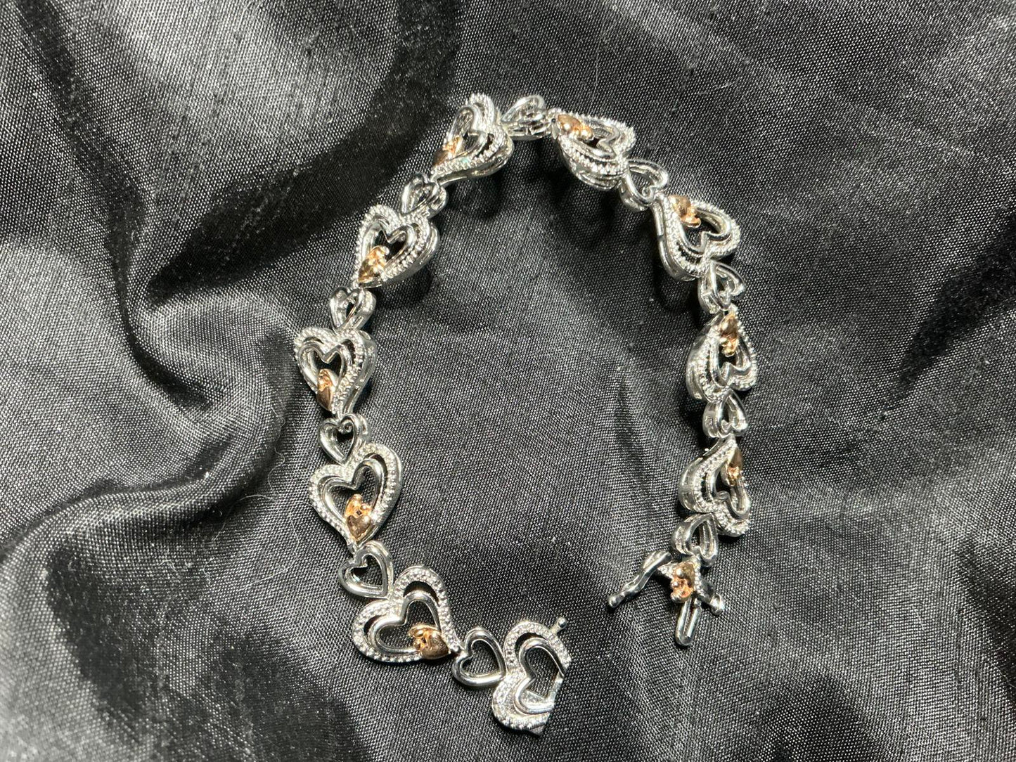 $ Rosey Warm Bracelet