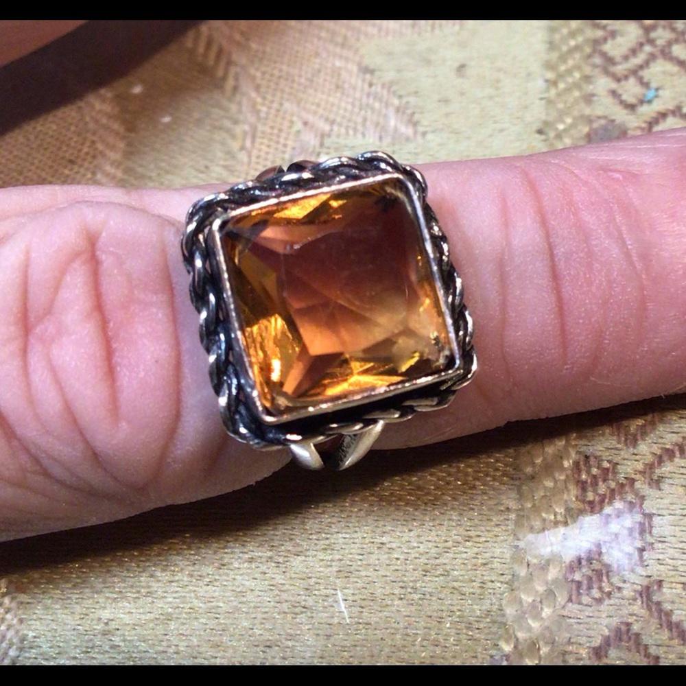 7 Golden Ring filled