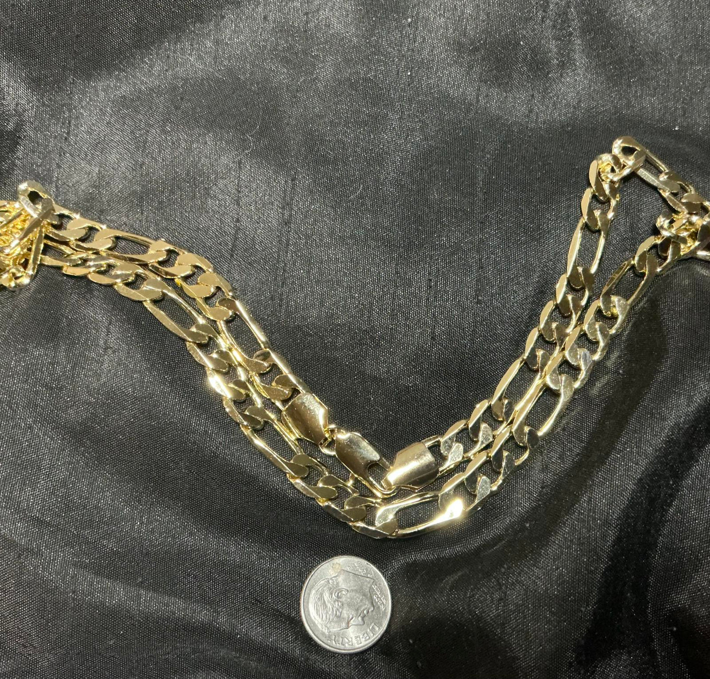 ! Seven Wide Chain Necklace
