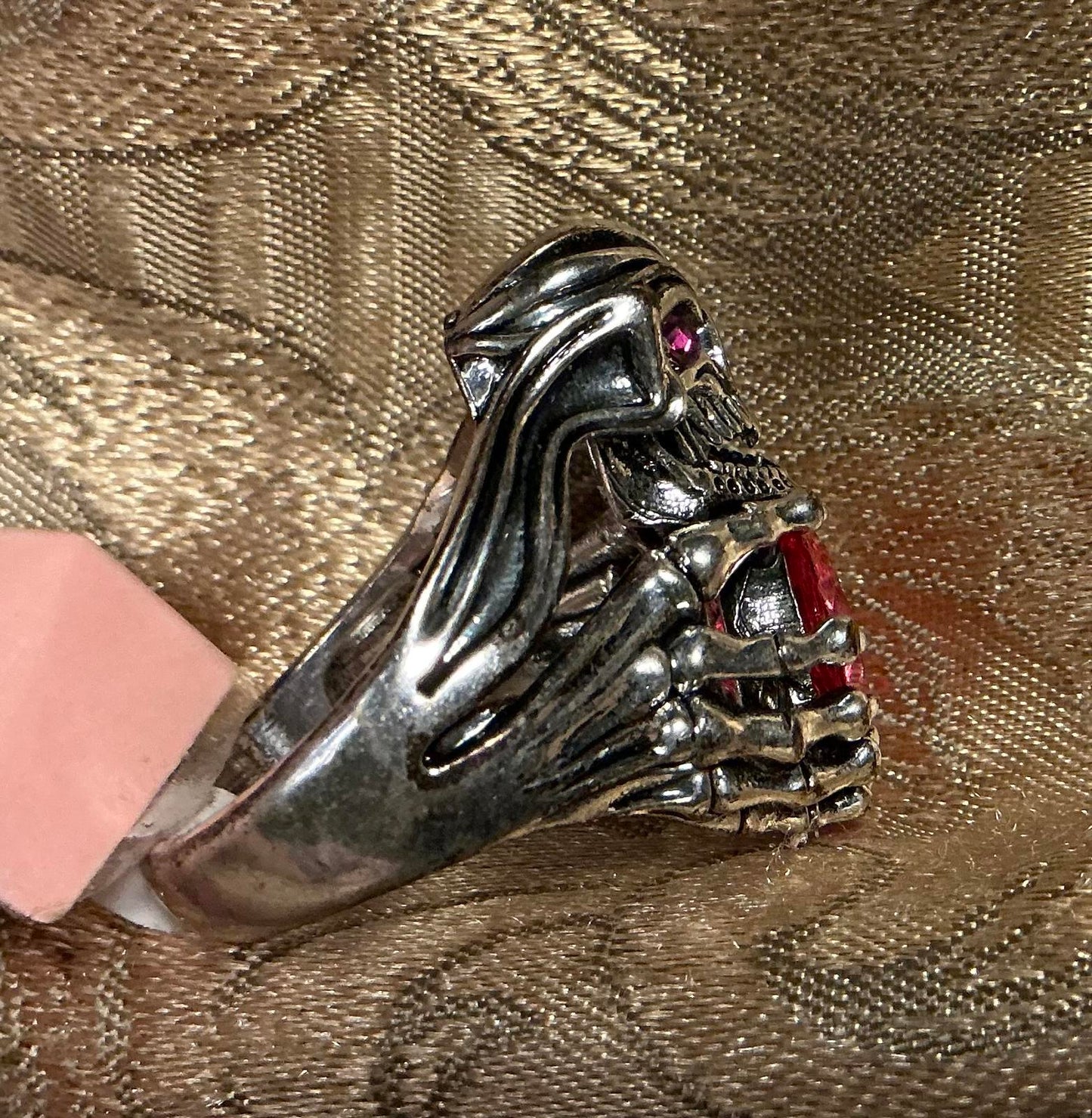 10 Skeleton Shock Ring