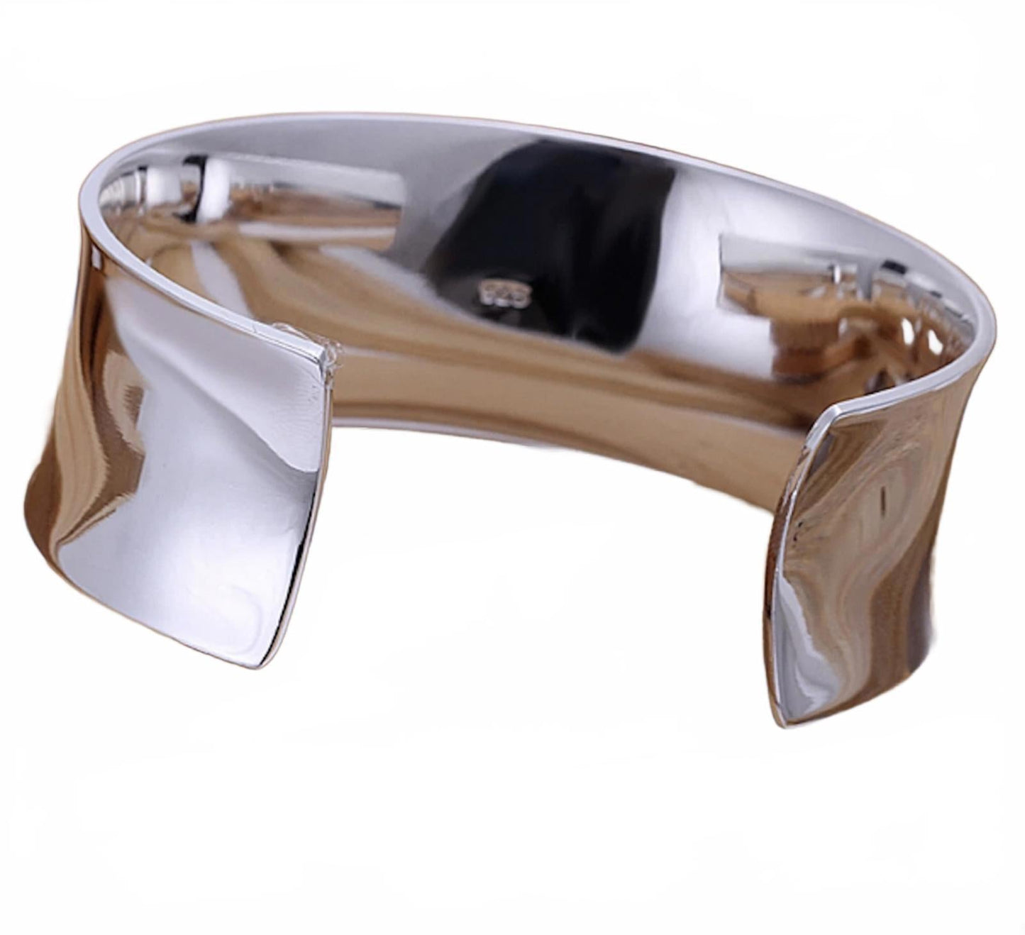 & Modern Cuff