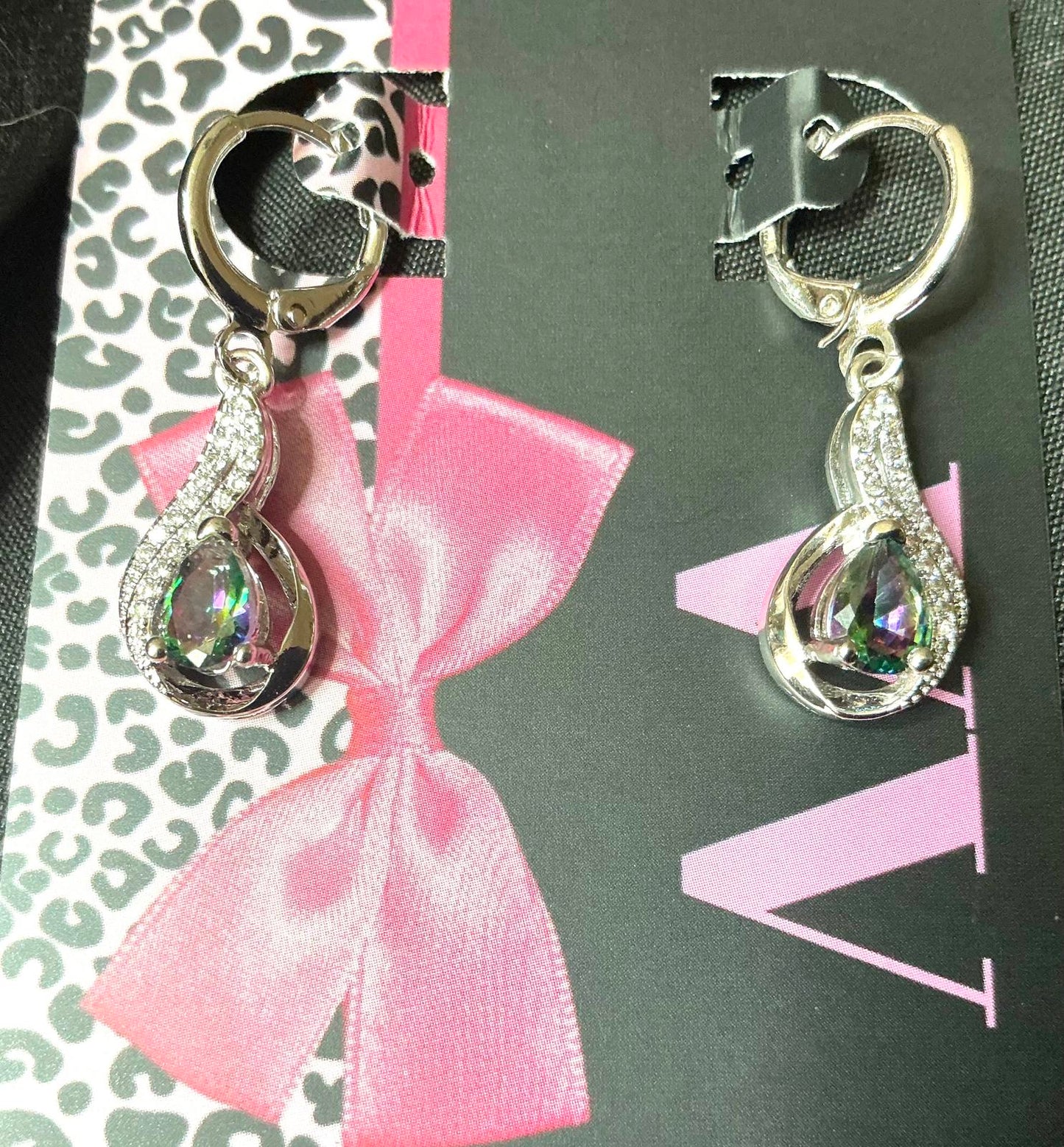 '= Mystical Teardrop Earrings filled