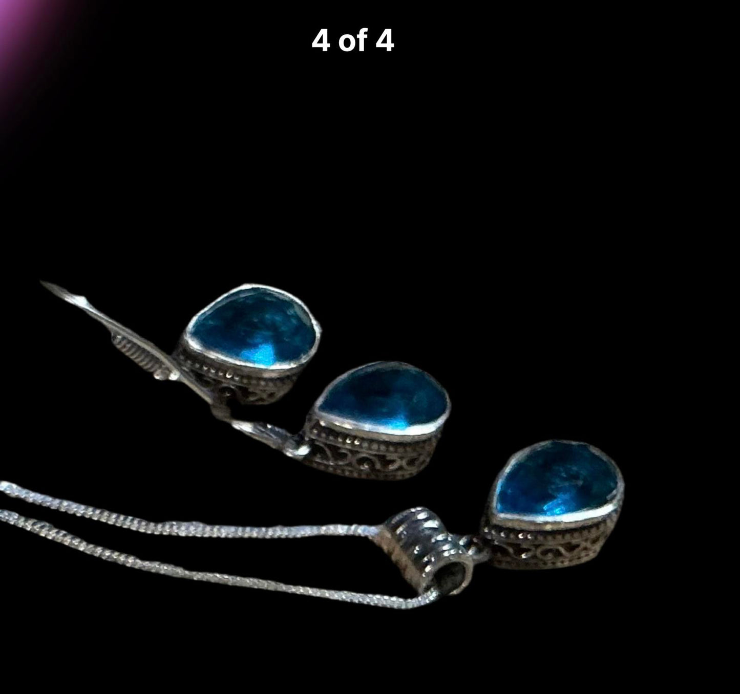 # Aquamarine Pisces Necklace & Earrings Set