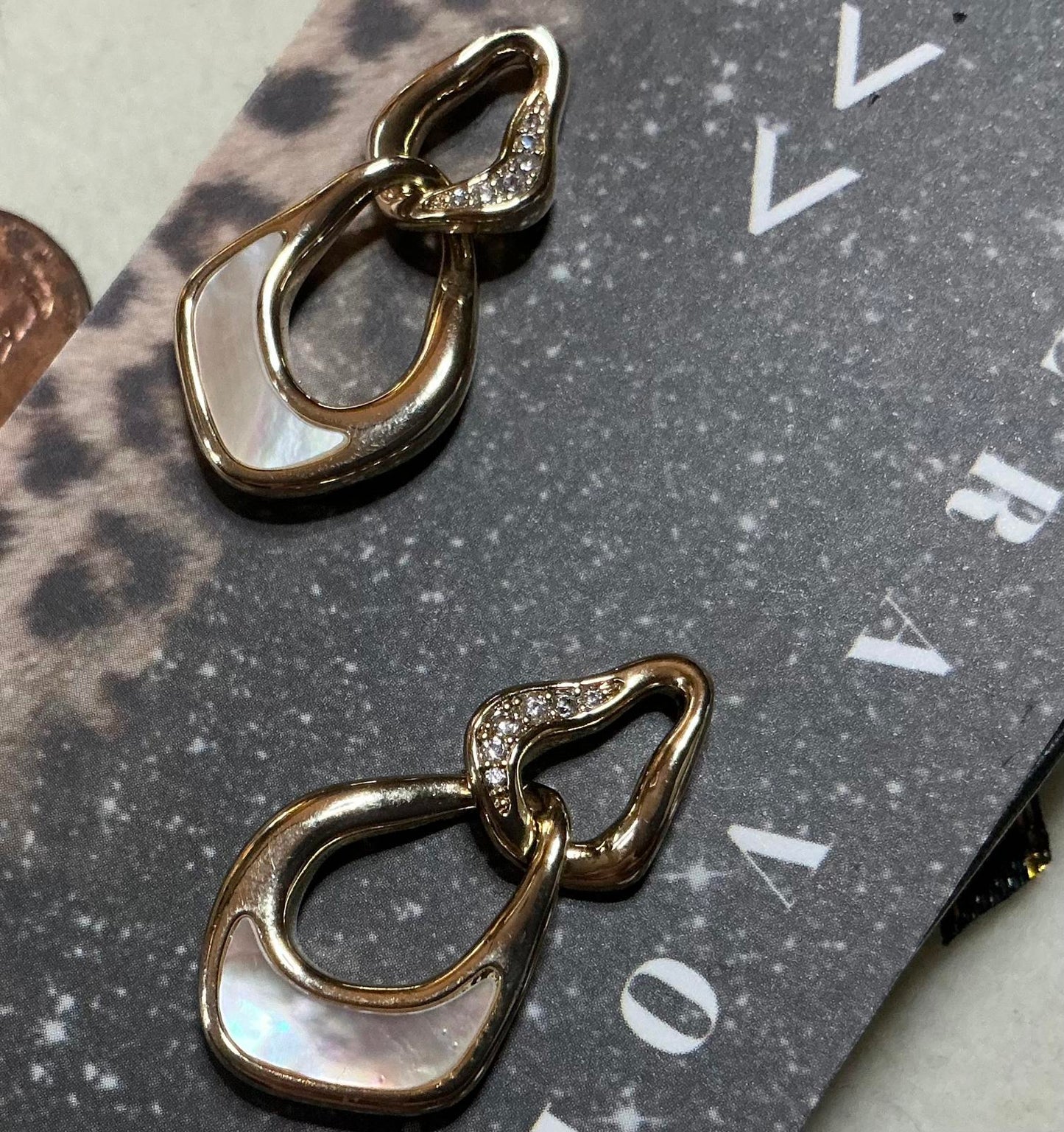 ^ Seashell Sapphire Earrings